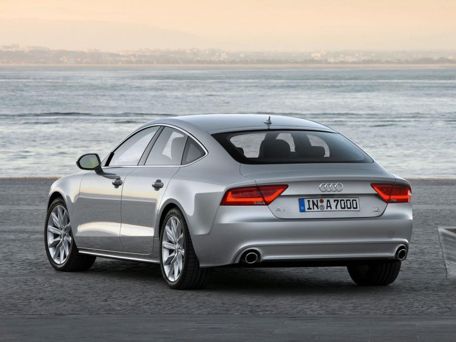  Audi A7 Sportback 3.0 TDI Quattro 2010 года  (фото 26 из 45)